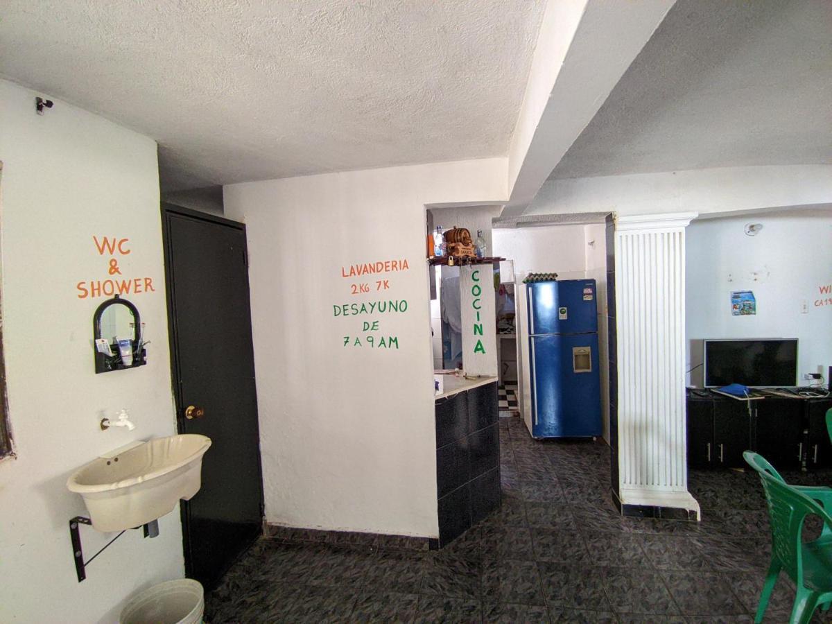Hostel Caballo Blanco Картахена Экстерьер фото
