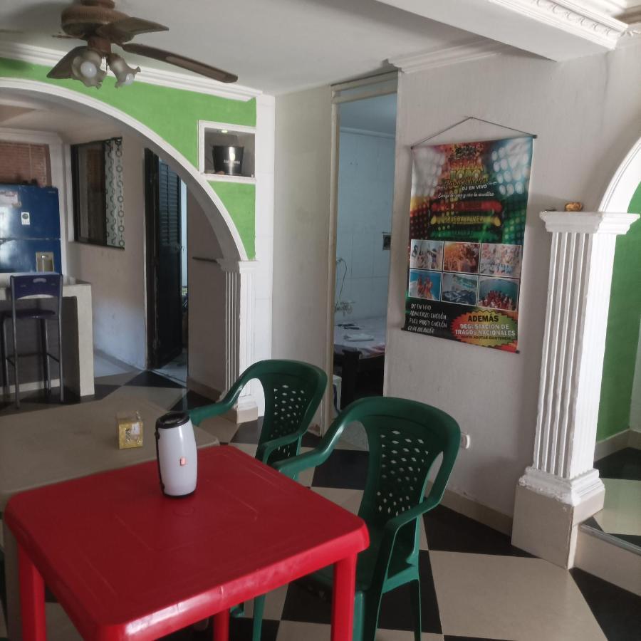 Hostel Caballo Blanco Картахена Экстерьер фото